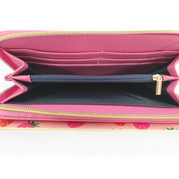 Dabney Lee Strawberry‎ Print Pink Zip Wallet NWT Faux Leather Clutch - Picture 6 of 7